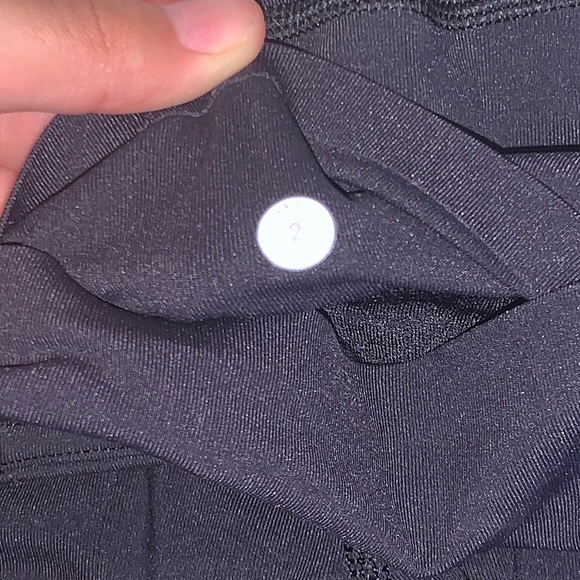 Lululemon leggings !!! - Picture 3 of 6